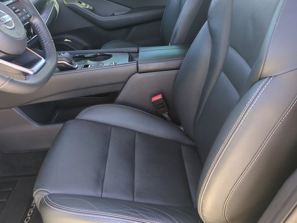 Thumbnail: 2021 Nissan Rogue - 10