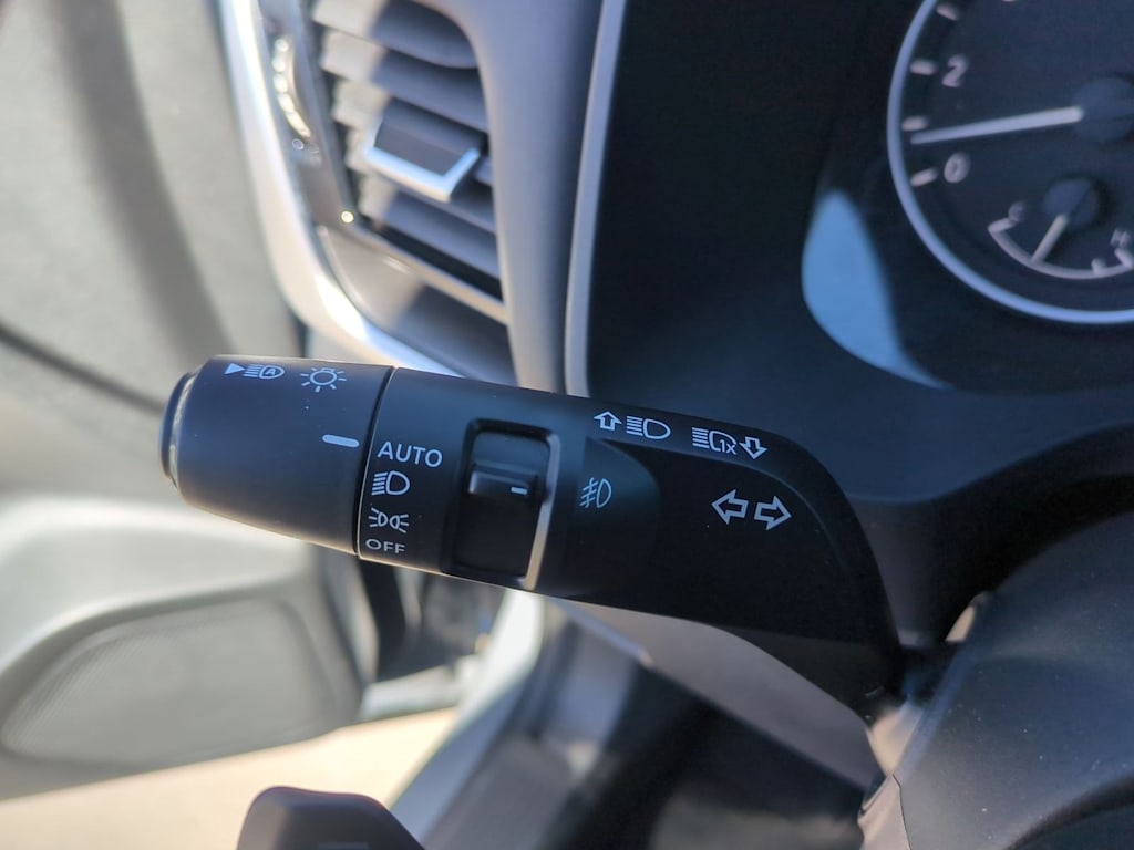 Thumbnail: 2021 Nissan Rogue - 32