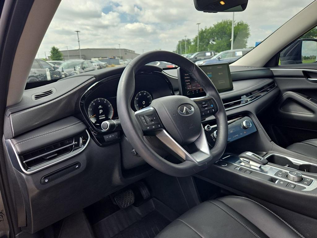 Thumbnail: 2023 INFINITI QX60 - 2