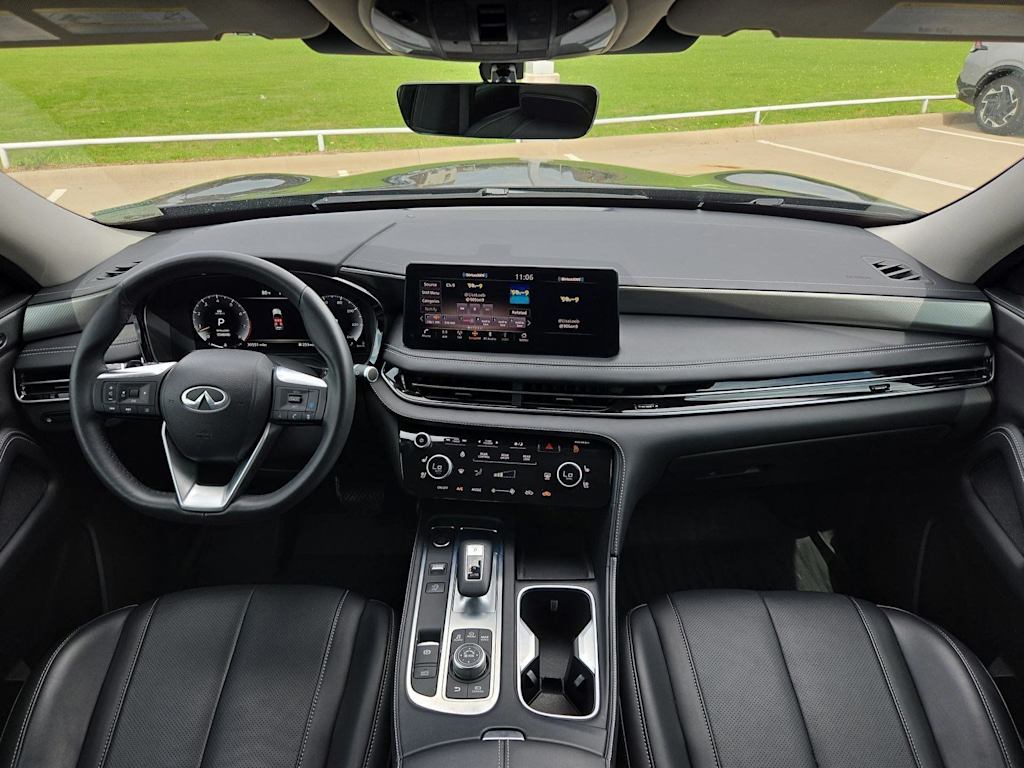 Thumbnail: 2023 INFINITI QX60 - 9