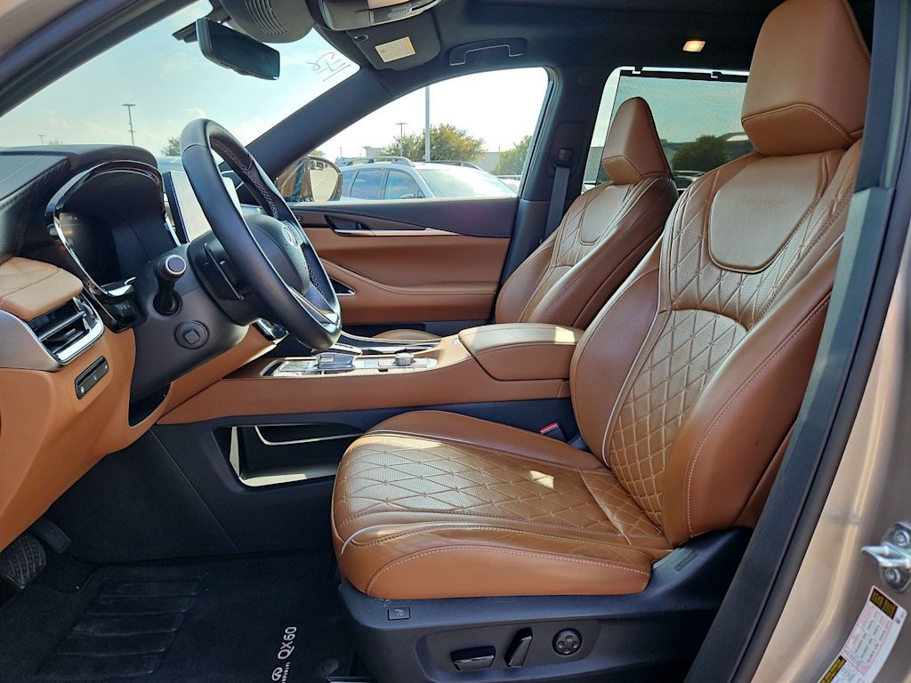 Thumbnail: 2023 INFINITI QX60 - 10