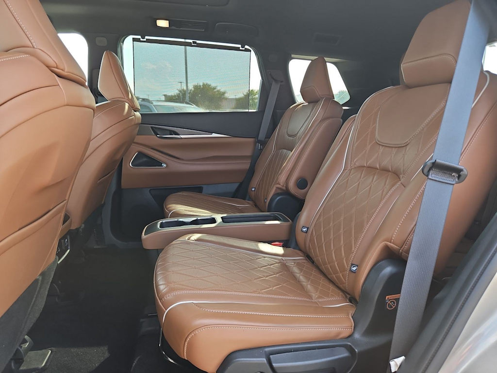 Thumbnail: 2023 INFINITI QX60 - 25