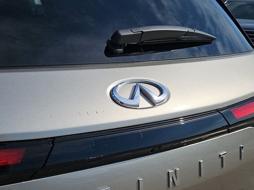 Thumbnail: 2023 INFINITI QX60 - 22