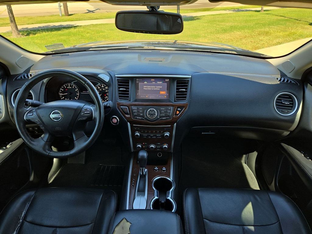 Thumbnail: 2017 Nissan Pathfinder - 9