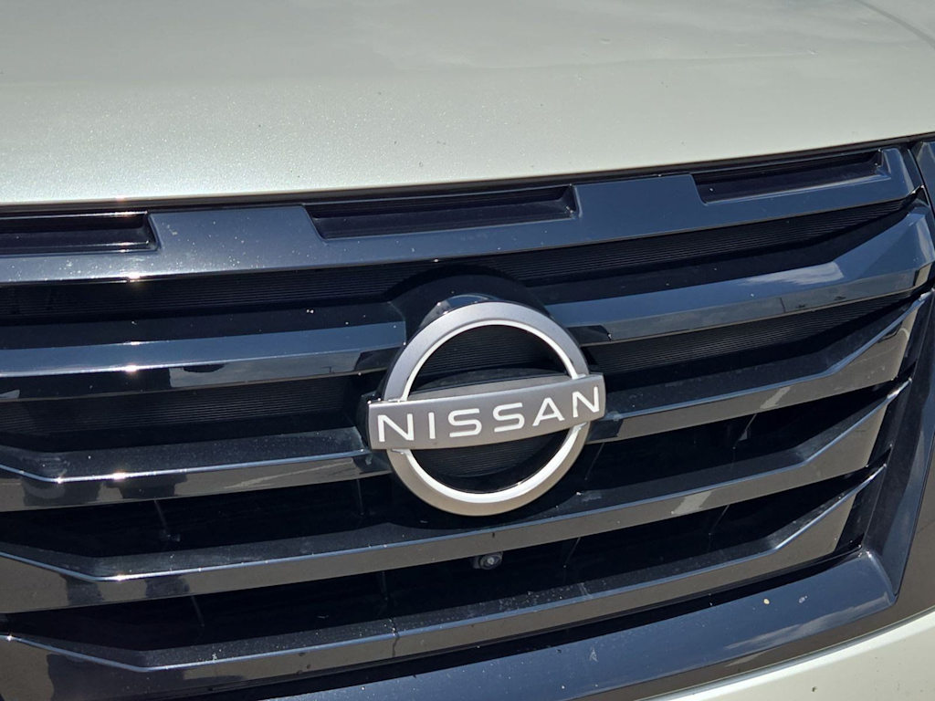 Thumbnail: 2023 Nissan Pathfinder - 7