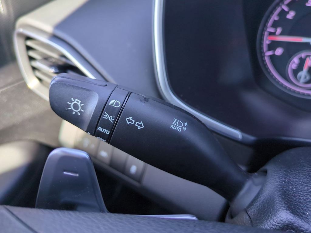 Thumbnail: 2022 Hyundai Santa Fe - 30