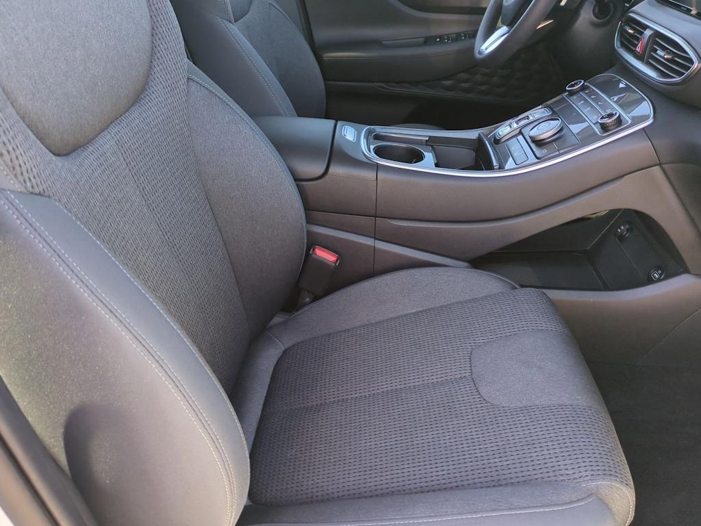 Thumbnail: 2022 Hyundai Santa Fe - 12