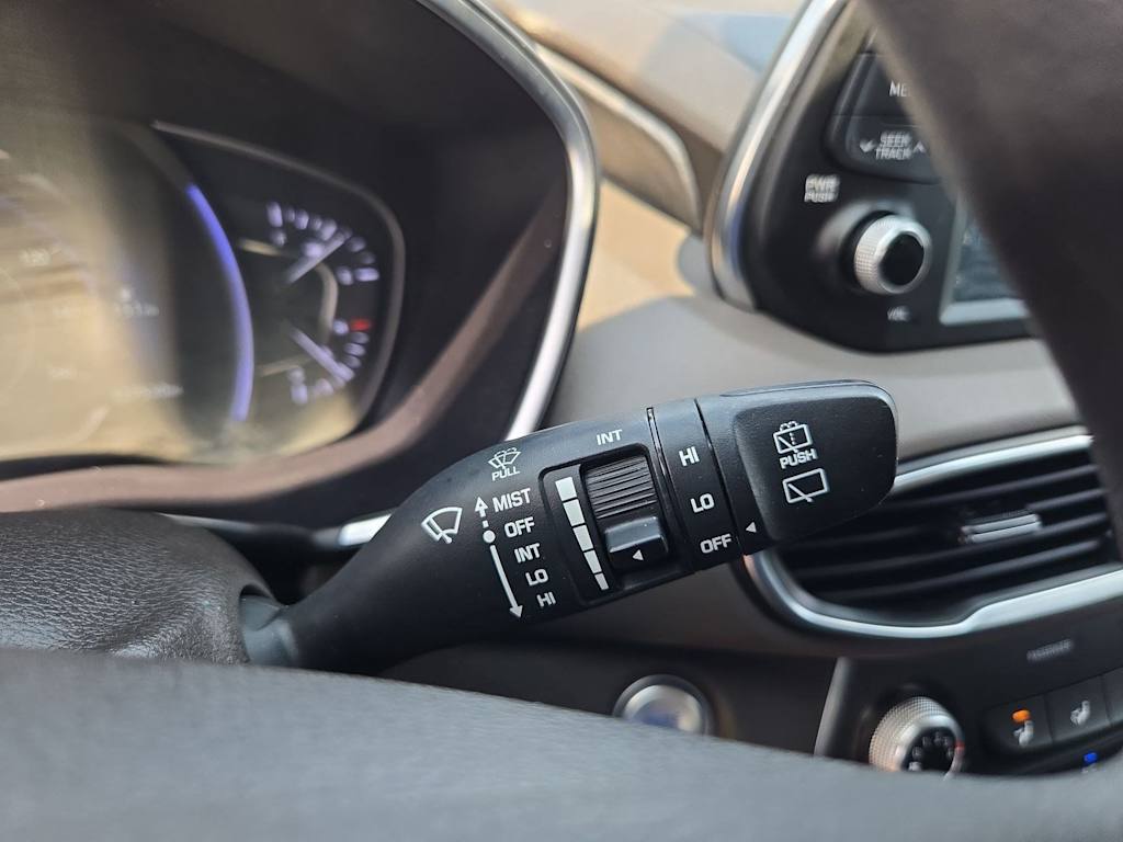 Thumbnail: 2019 Hyundai Santa Fe - 16