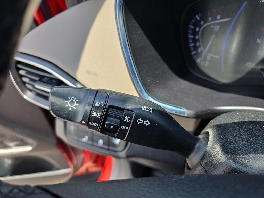 Thumbnail: 2020 Hyundai Santa Fe - 29
