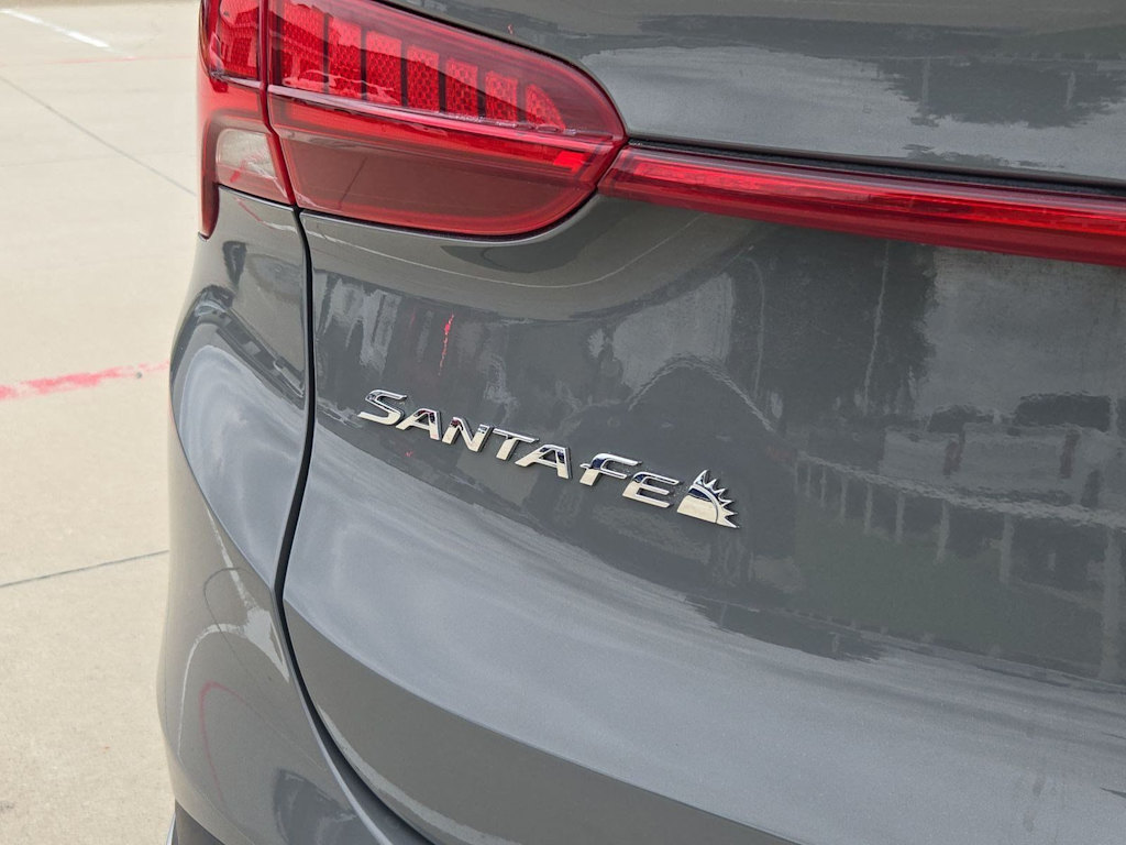 Thumbnail: 2021 Hyundai Santa Fe - 22