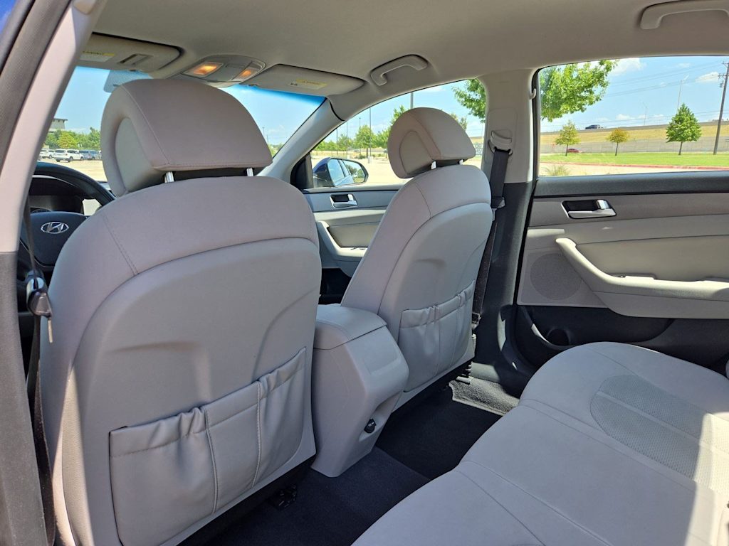 Thumbnail: 2015 Hyundai Sonata - 12