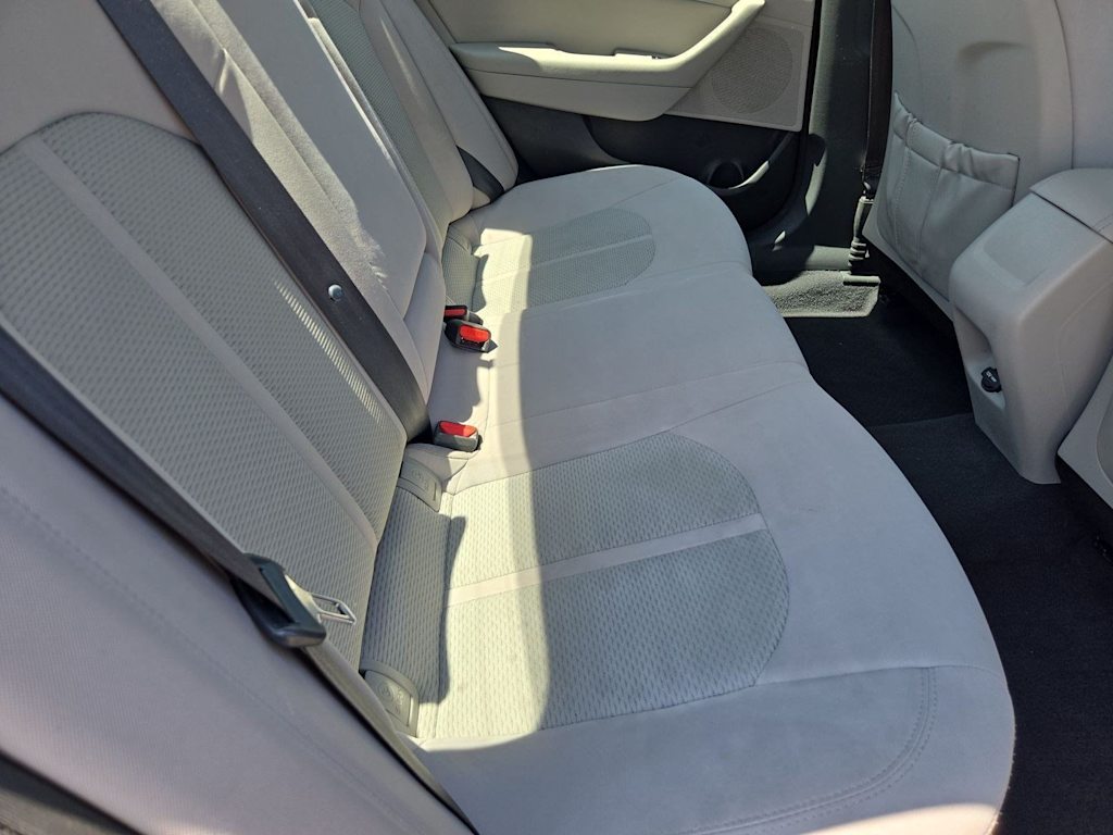 Thumbnail: 2015 Hyundai Sonata - 17