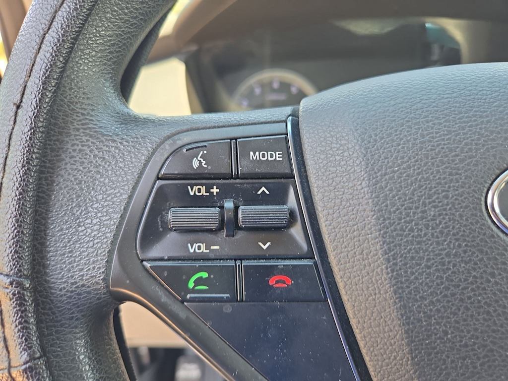 Thumbnail: 2015 Hyundai Sonata - 25