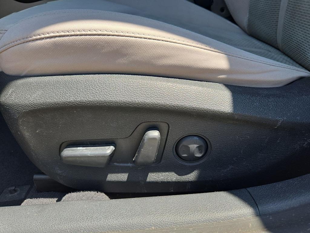 Thumbnail: 2015 Hyundai Sonata - 23