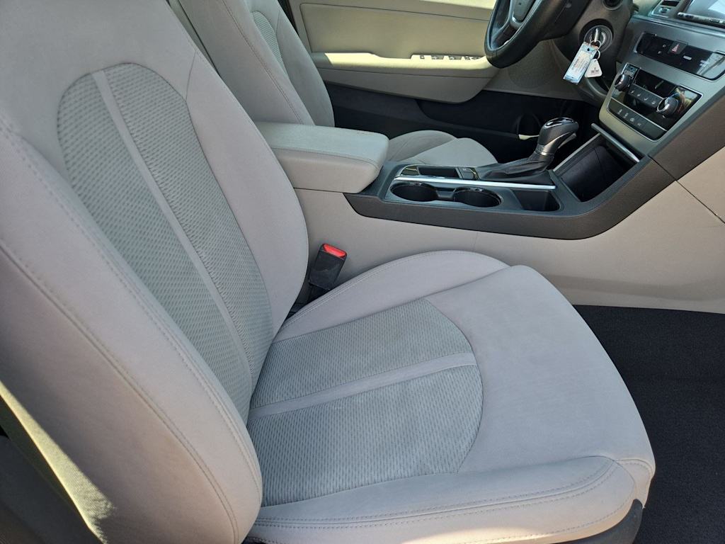 Thumbnail: 2015 Hyundai Sonata - 11