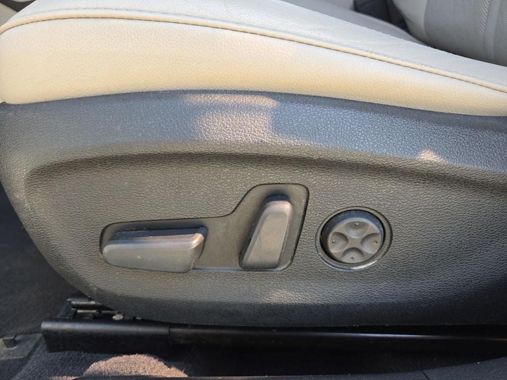 Thumbnail: 2015 Hyundai Sonata - 22