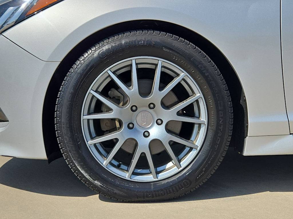 Thumbnail: 2015 Hyundai Sonata - 8