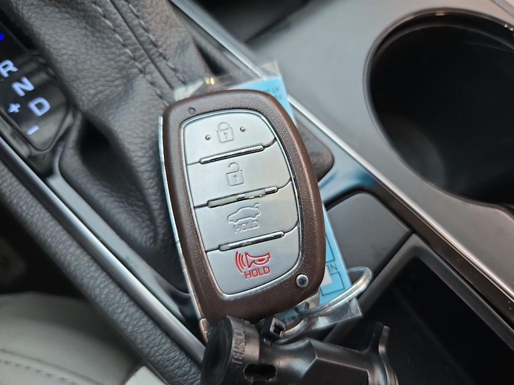Thumbnail: 2015 Hyundai Sonata - 35