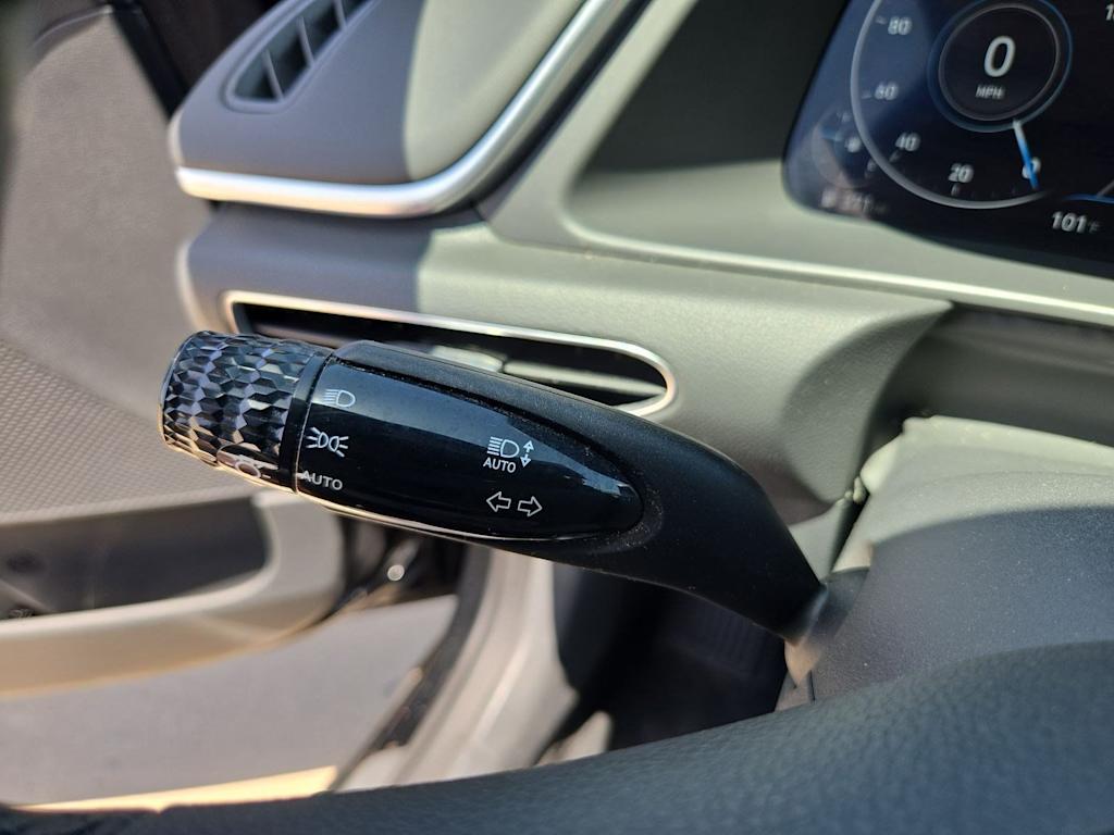 Thumbnail: 2020 Hyundai Sonata - 28