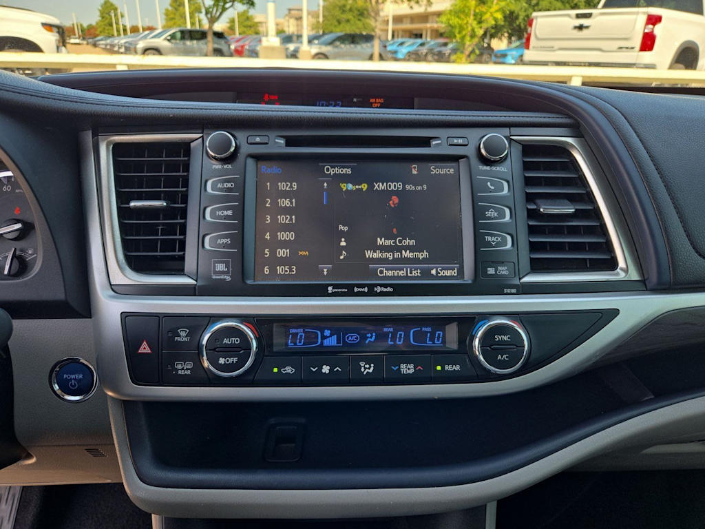 Thumbnail: 2018 Toyota Highlander - 14