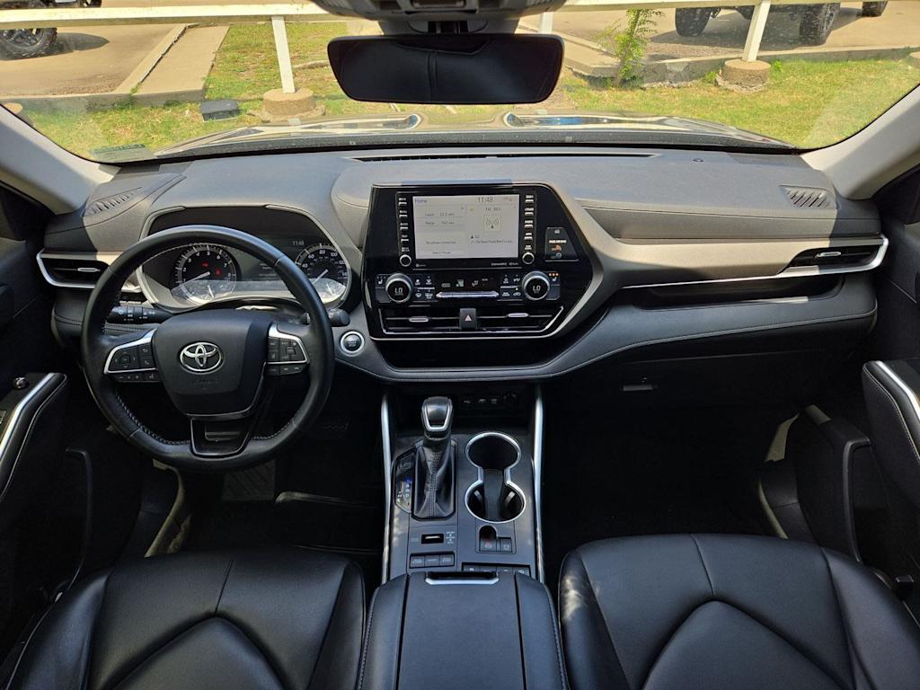 Thumbnail: 2020 Toyota Highlander - 9