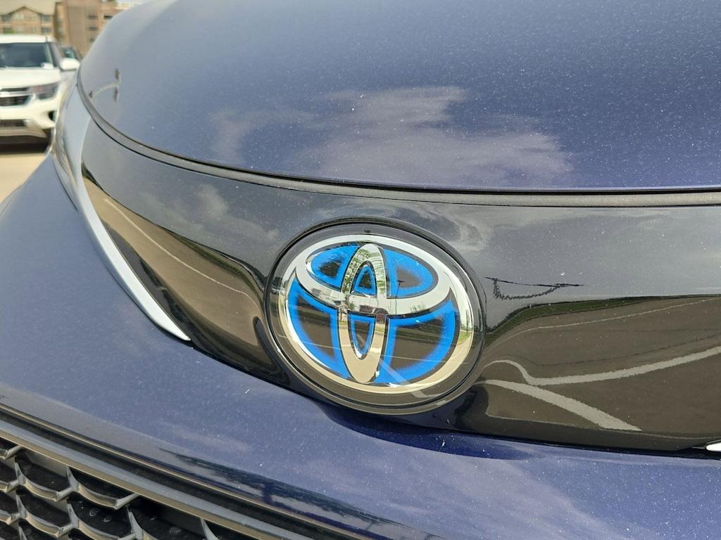 Thumbnail: 2022 Toyota Sienna - 7
