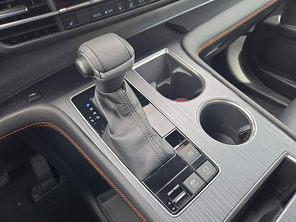 Thumbnail: 2022 Toyota Sienna - 34