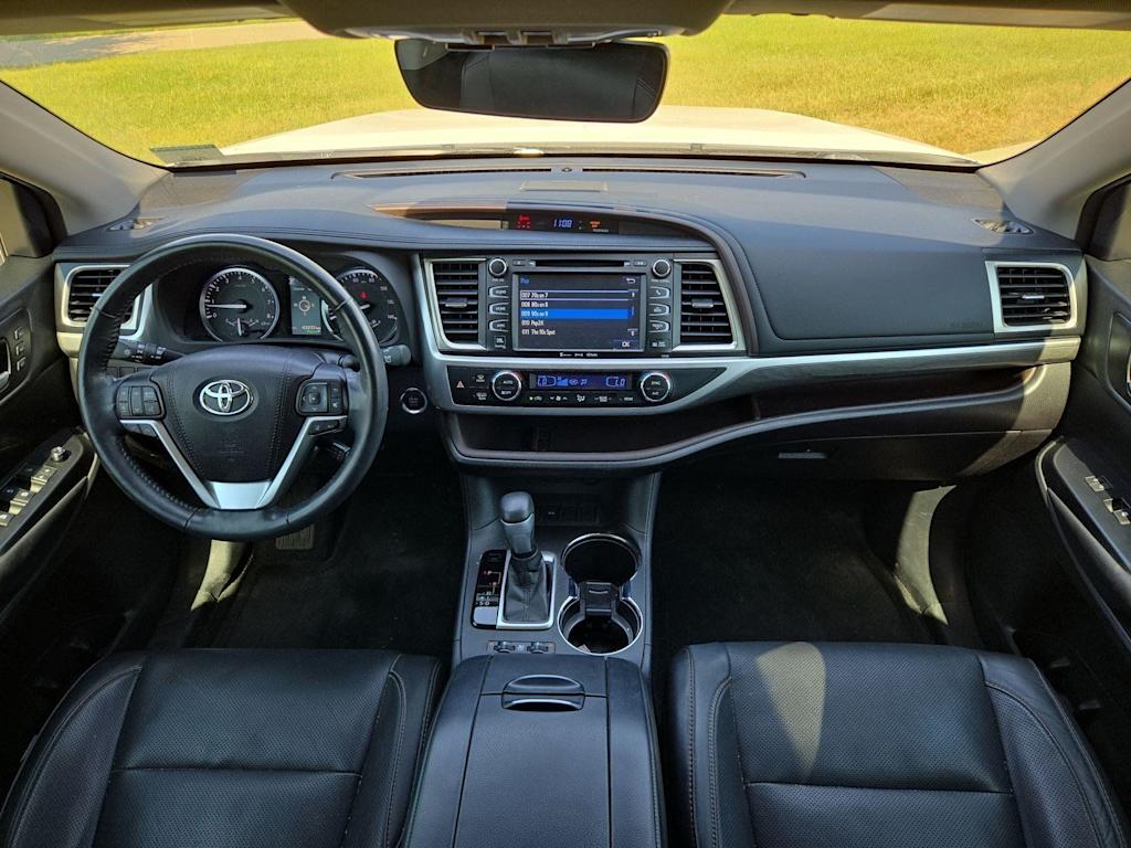 Thumbnail: 2018 Toyota Highlander - 9