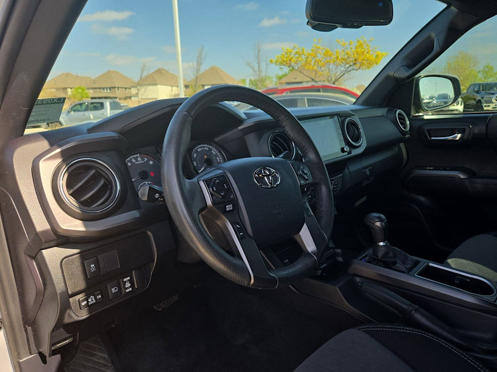 Thumbnail: 2020 Toyota Tacoma - 2