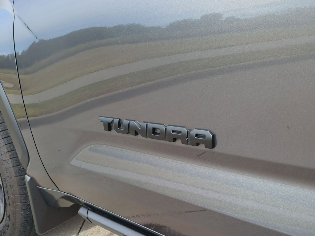 Thumbnail: 2024 Toyota Tundra - 24