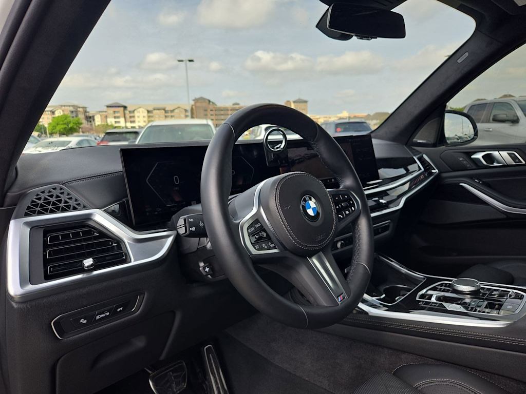 Thumbnail: 2024 BMW X7 - 2