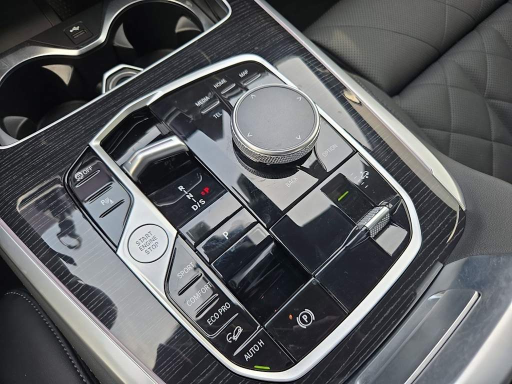 Thumbnail: 2024 BMW X7 - 35