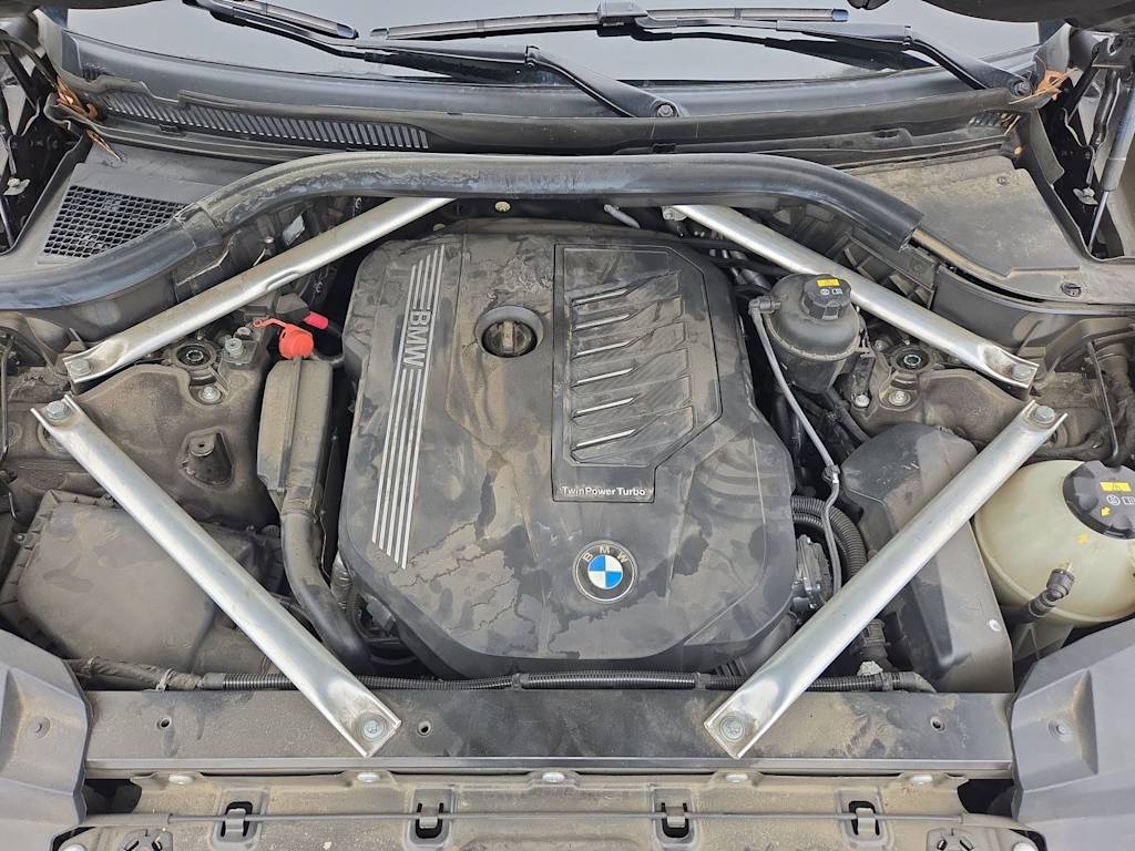 Thumbnail: 2019 BMW X7 - 9