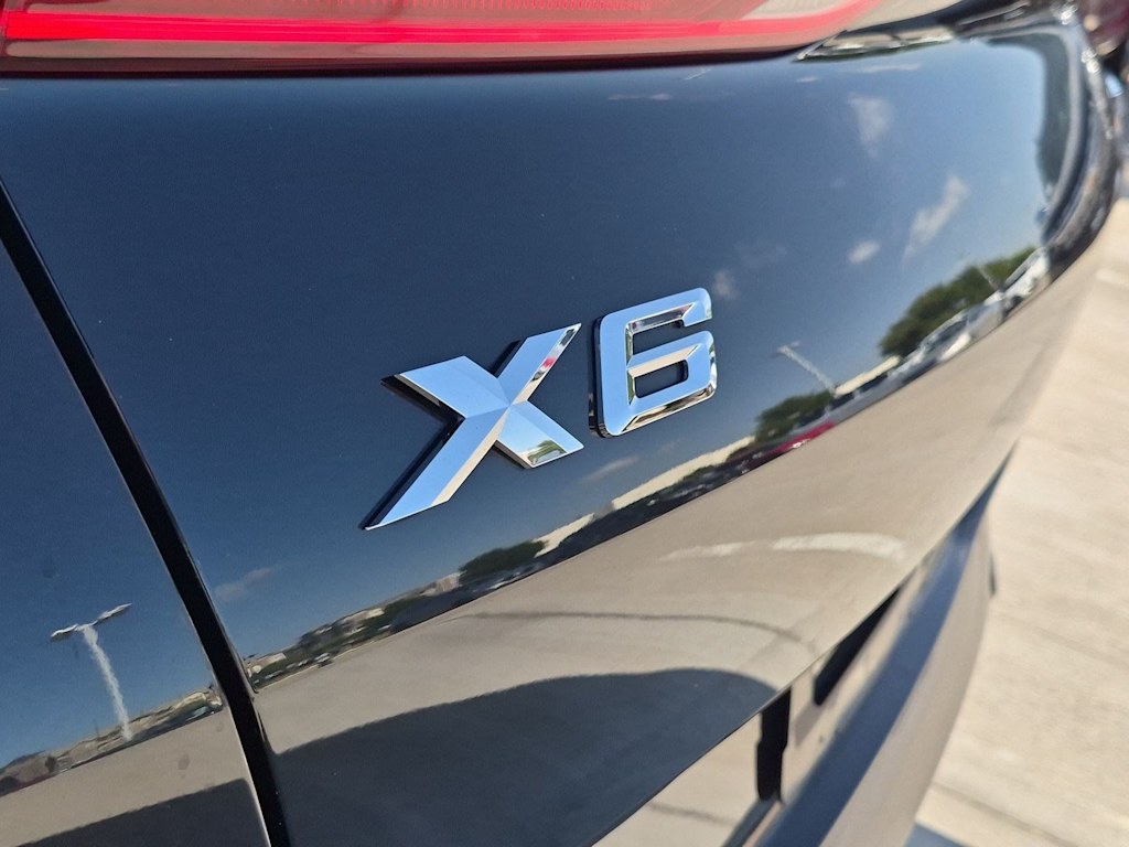 Thumbnail: 2022 BMW X6 - 7