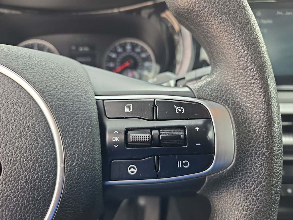 Thumbnail: 2021 Kia K5 - 27