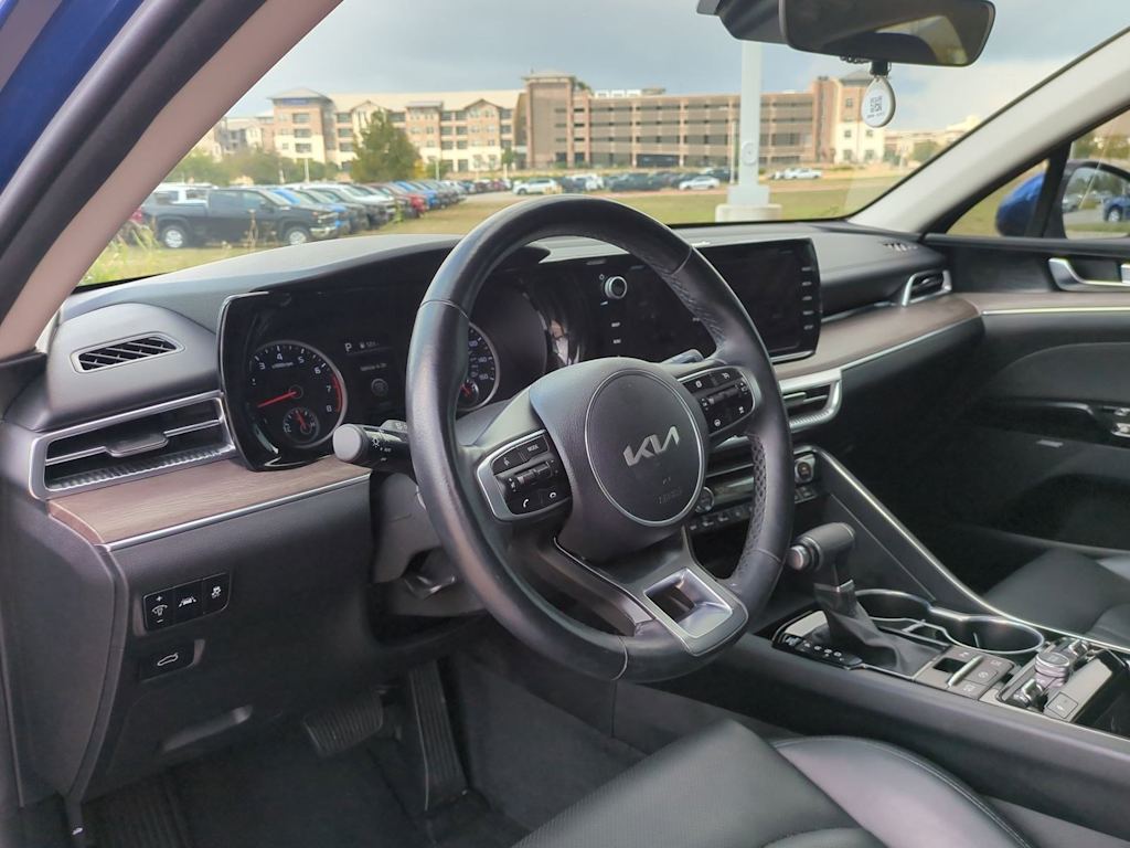 Thumbnail: 2022 Kia K5 - 2