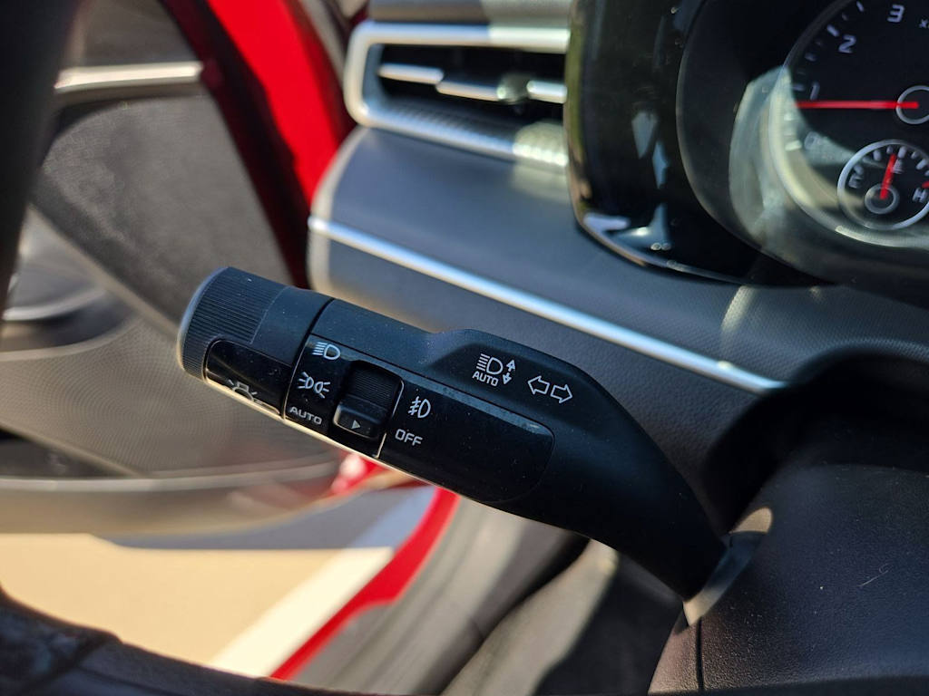 Thumbnail: 2021 Kia K5 - 31