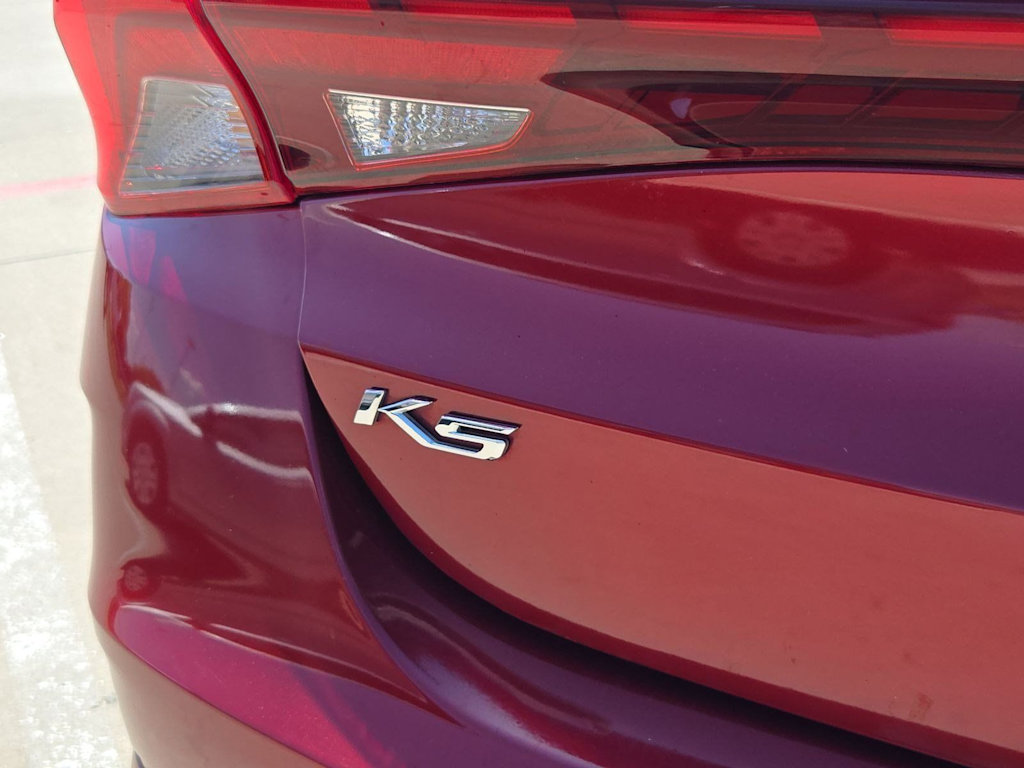 Thumbnail: 2021 Kia K5 - 22