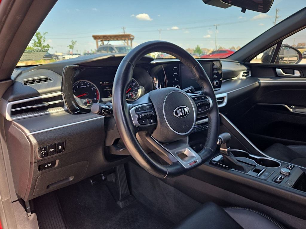 Thumbnail: 2021 Kia K5 - 2