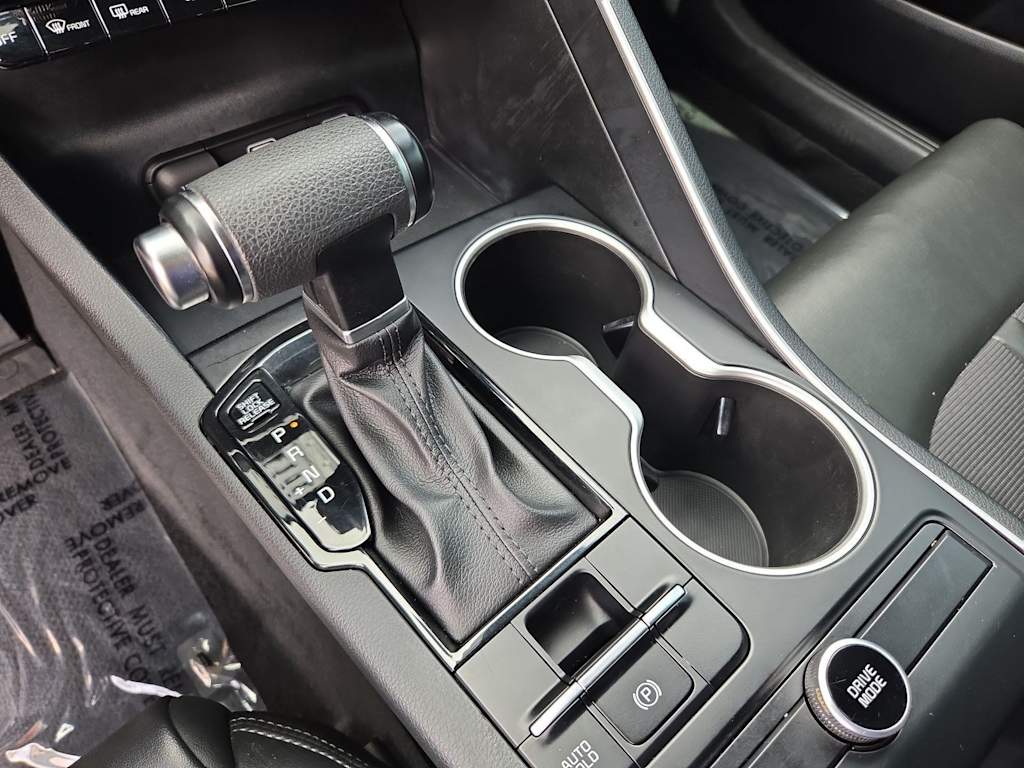 Thumbnail: 2021 Kia K5 - 15