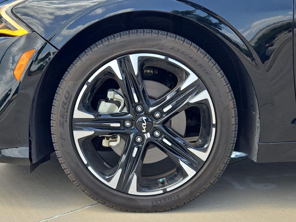 Thumbnail: 2023 Kia K5 - 8