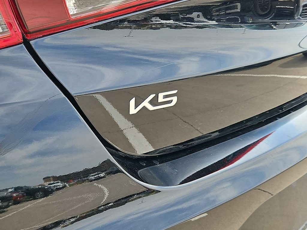 Thumbnail: 2023 Kia K5 - 23