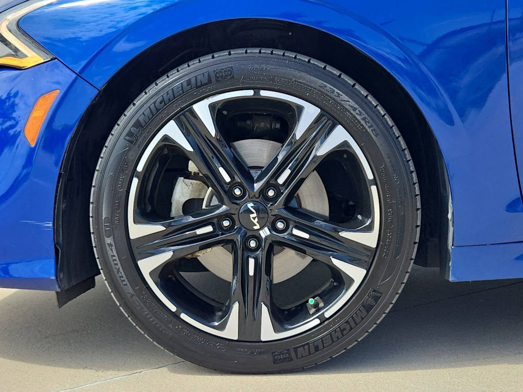 Thumbnail: 2022 Kia K5 - 8