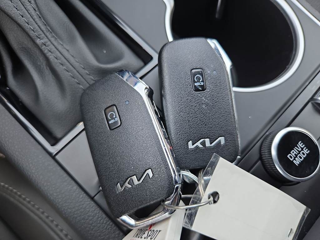 Thumbnail: 2024 Kia K5 - 33