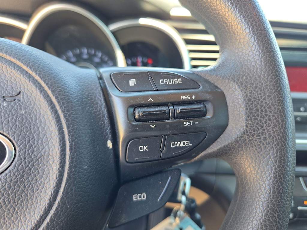 Thumbnail: 2015 Kia Optima - 28