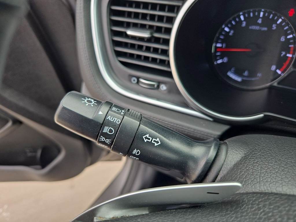 Thumbnail: 2015 Kia Optima - 30