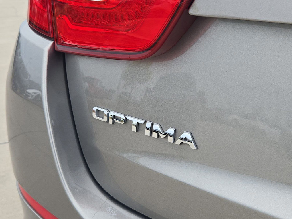 Thumbnail: 2015 Kia Optima - 22