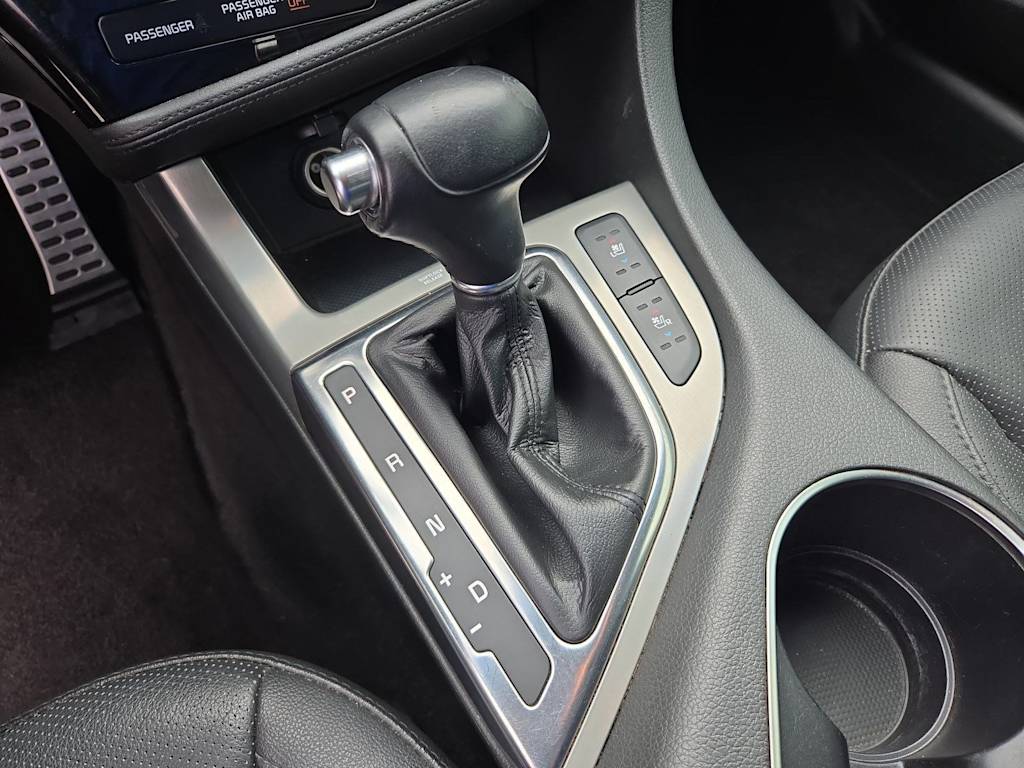 Thumbnail: 2015 Kia Optima - 15