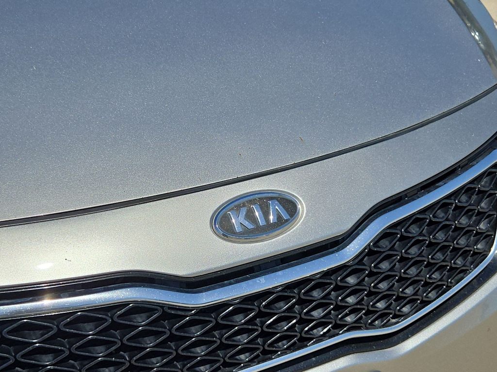 Thumbnail: 2012 Kia Optima - 7