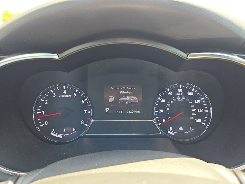 Thumbnail: 2012 Kia Optima - 16